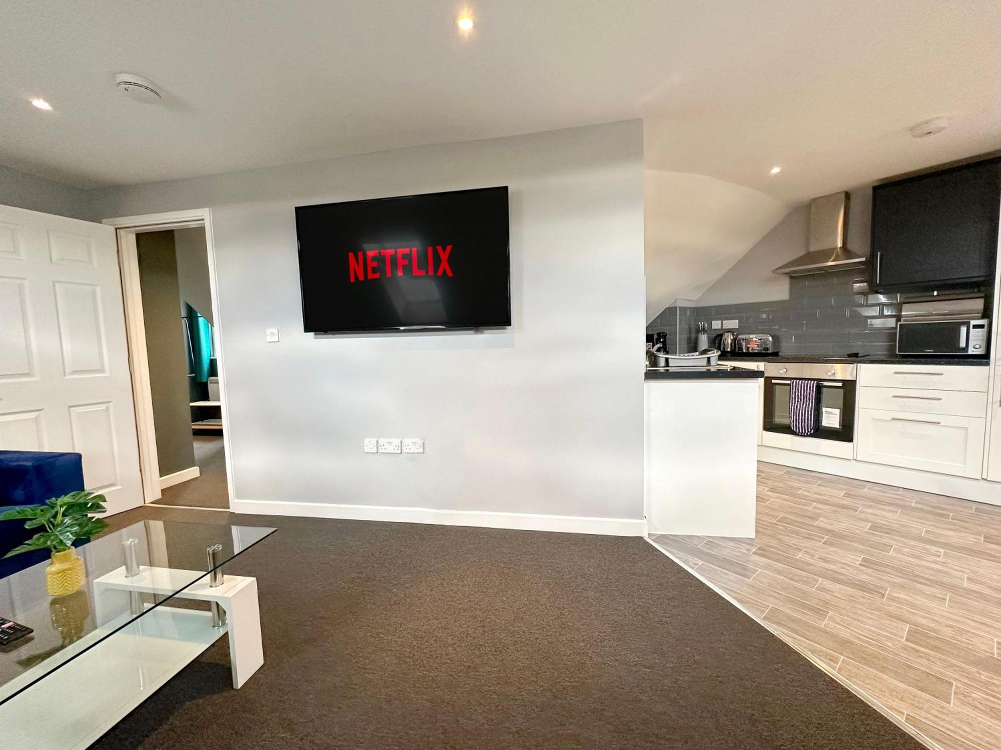 Luxury Boutique Apartments Block Free Street Parking Hounslow Exterior photo
