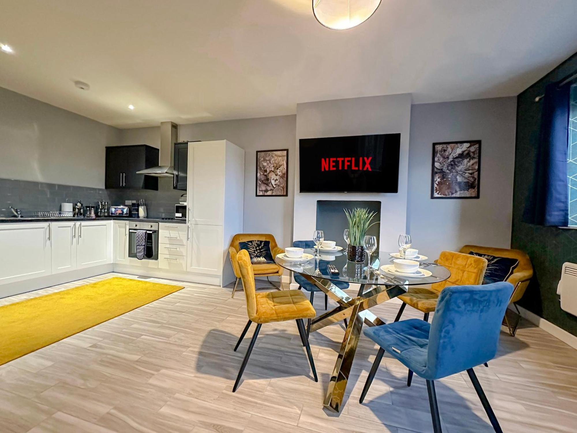 Luxury Boutique Apartments Block Free Street Parking Hounslow Exterior photo
